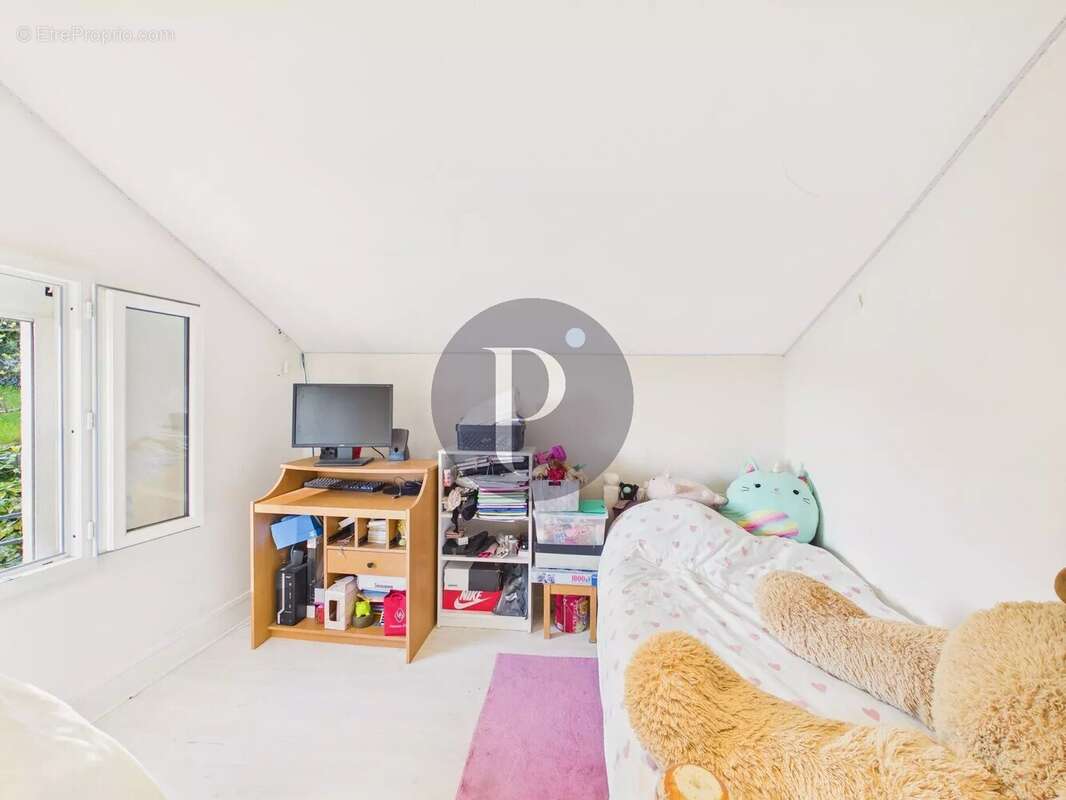 Maison à LE PLESSIS-ROBINSON