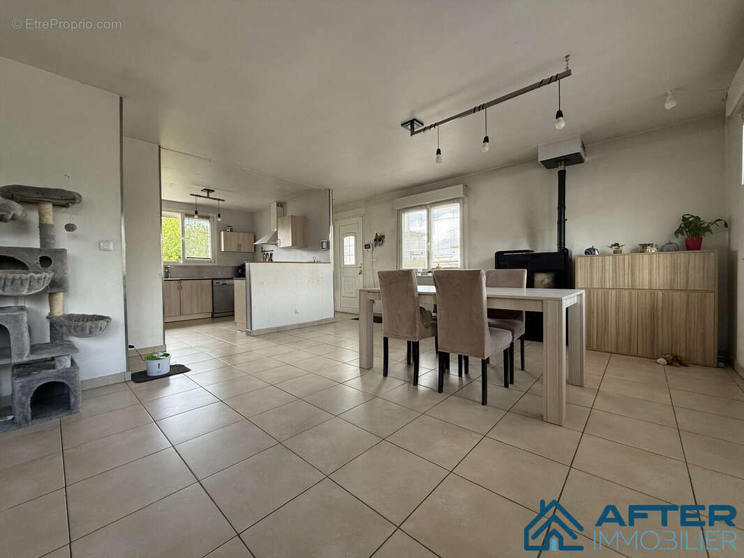 Maison à BLAINVILLE-SUR-L'EAU