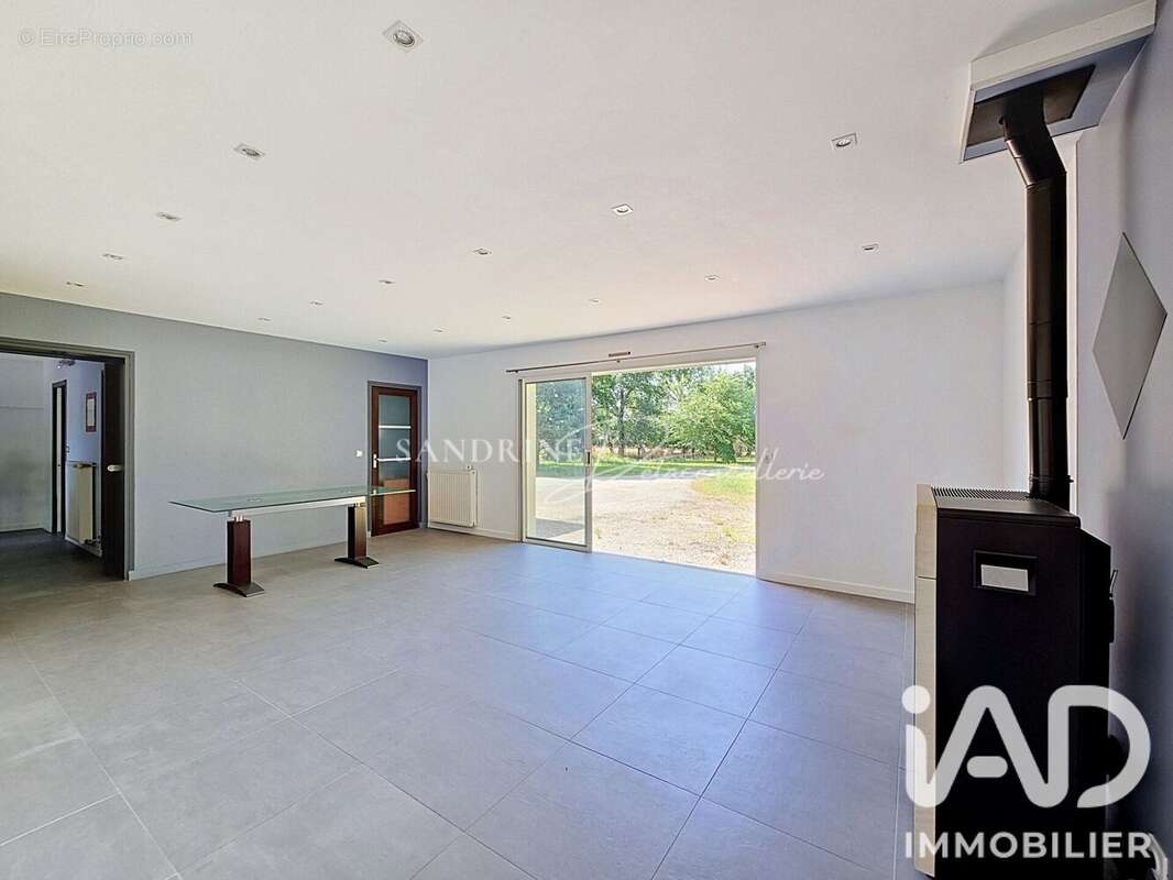 Maison 214 m² à Heric  - photo 6