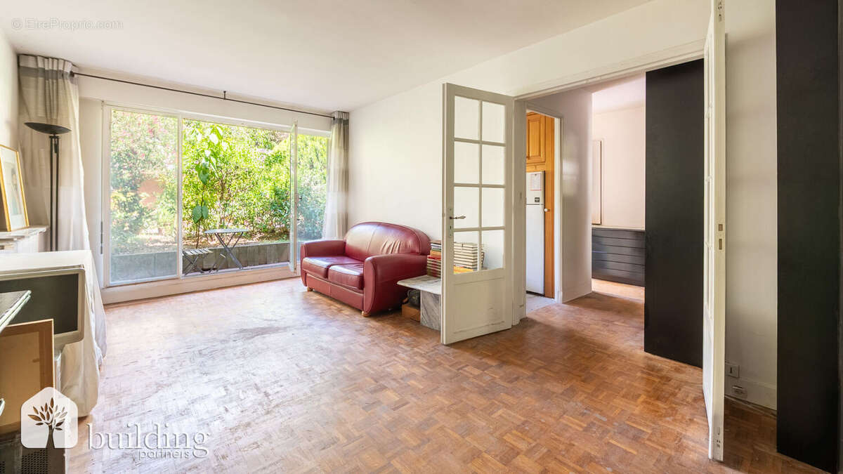 Appartement à PARIS-15E