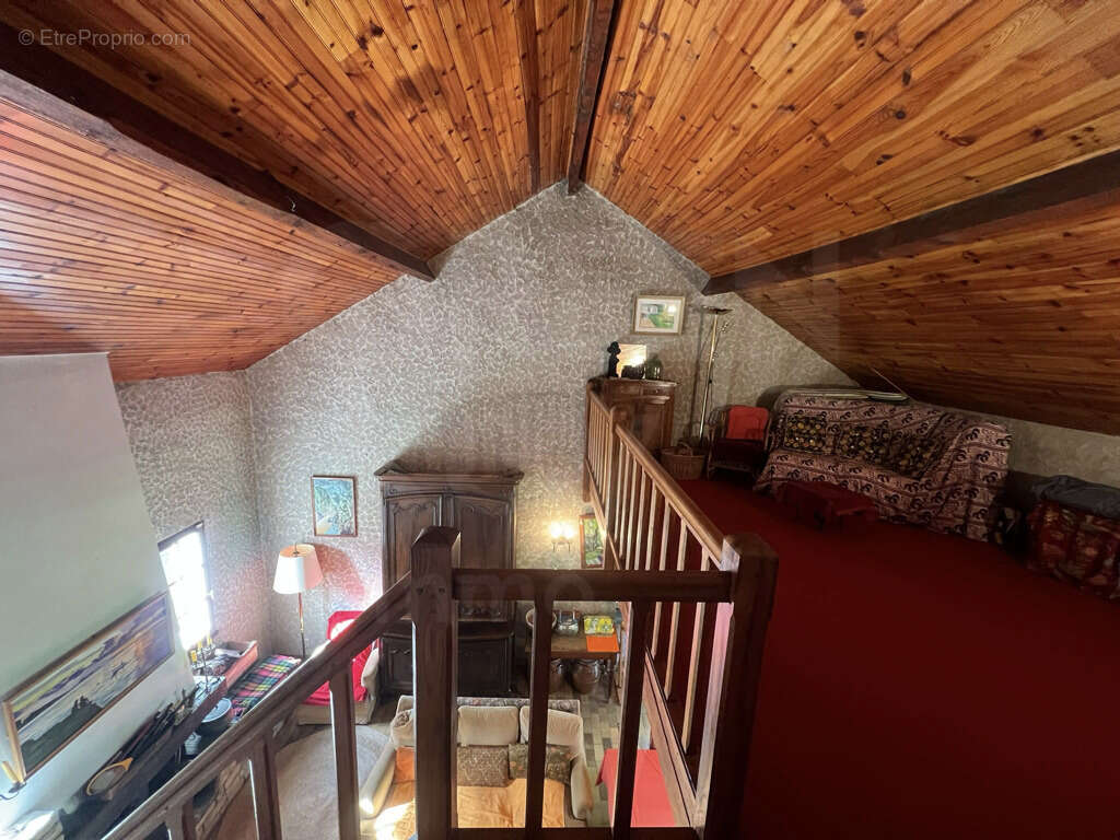 Maison à SAINT-MARTIN-DES-CHAMPS