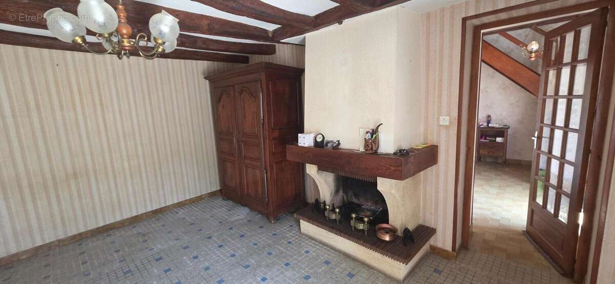 Photo 3 - Maison à SAINT-PIERRE-DE-MAILLE