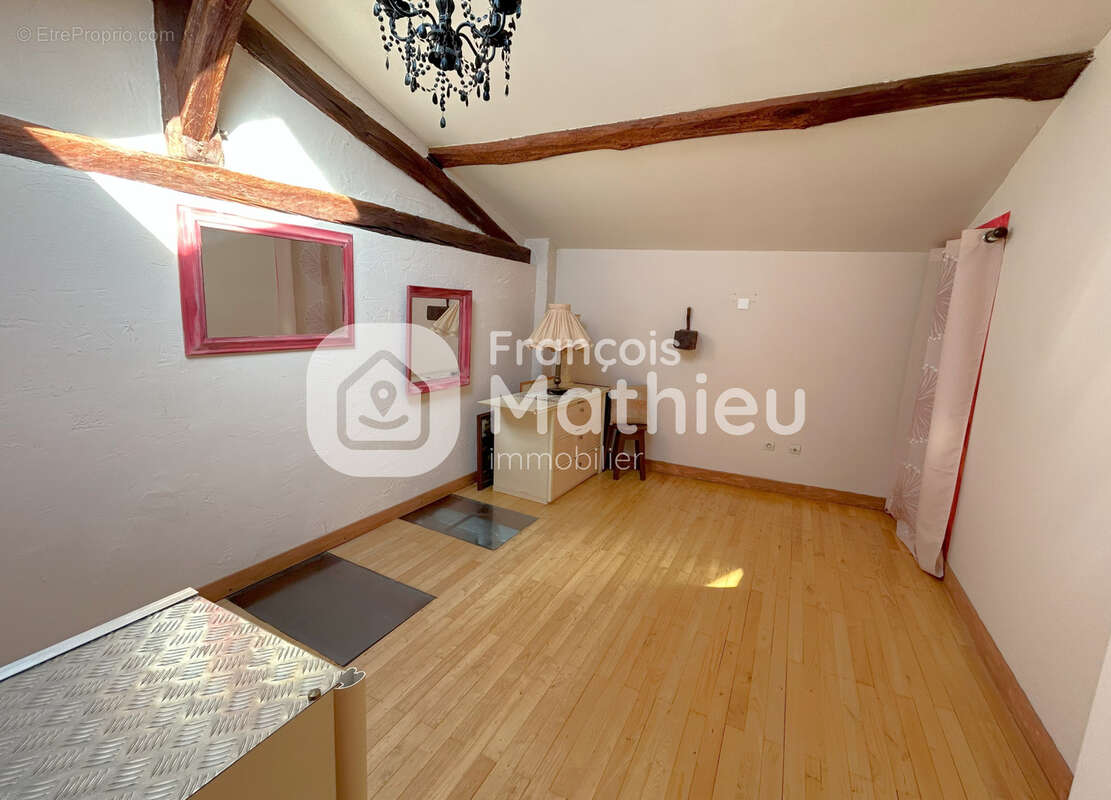 Maison à SAINT-TRIVIER-SUR-MOIGNANS