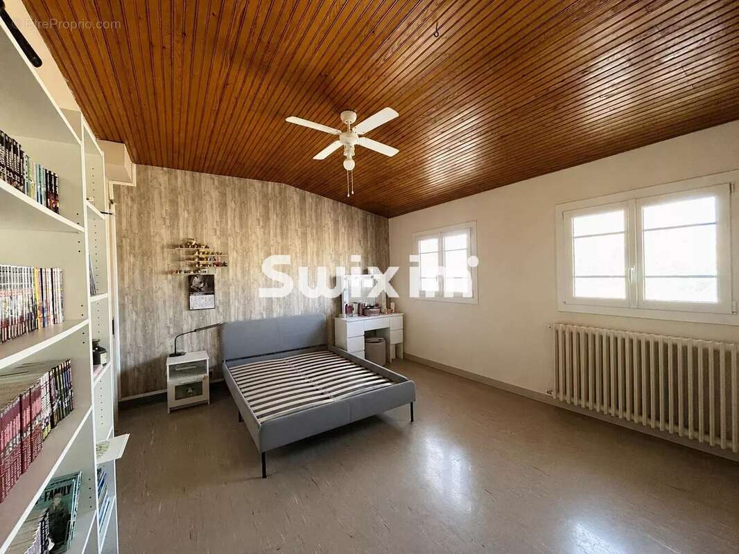 Maison 147 m² à Bletterans  - photo 2