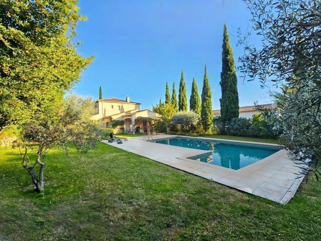 Maison à UZES