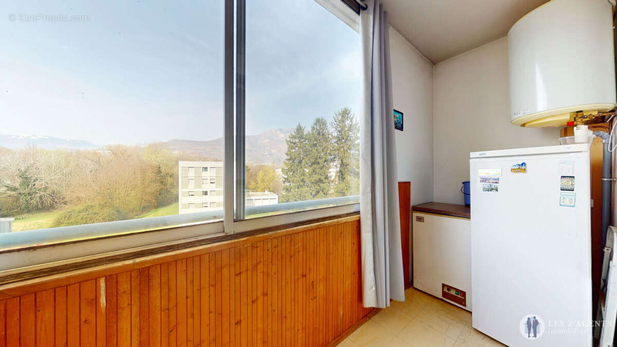 Appartement à SAINT-MARTIN-D'HERES