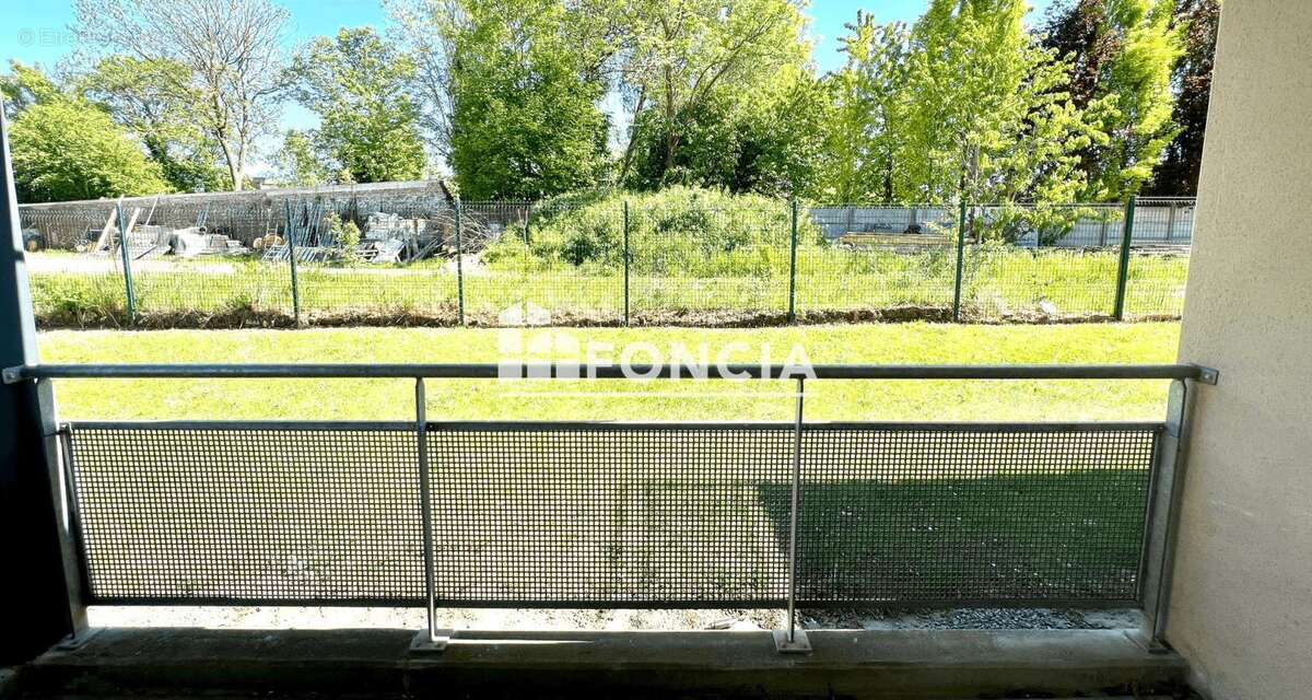Exclusivite t2 de 43m2 en rdj avec balcon et parking - photo 2