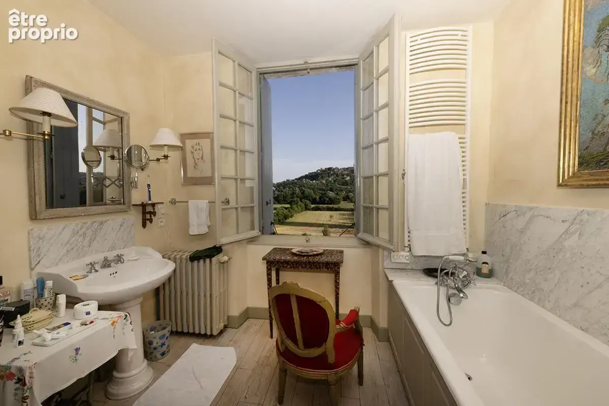Maison 677 m² à Cordes-Sur-Ciel  - photo 13