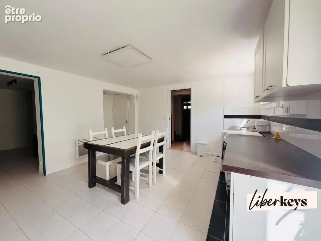  la roche-sur-yon – pavillon 124 m² avec logement indépendant – un bien à fort potentiel - photo 13