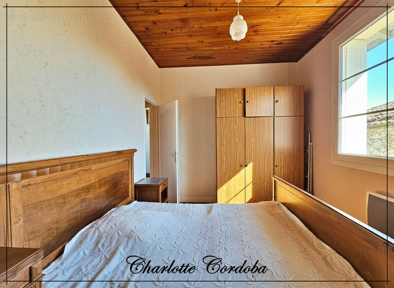 Maison à FEUGAROLLES