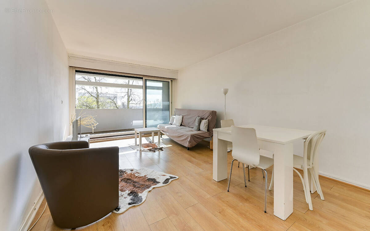 Appartement à LYON-9E