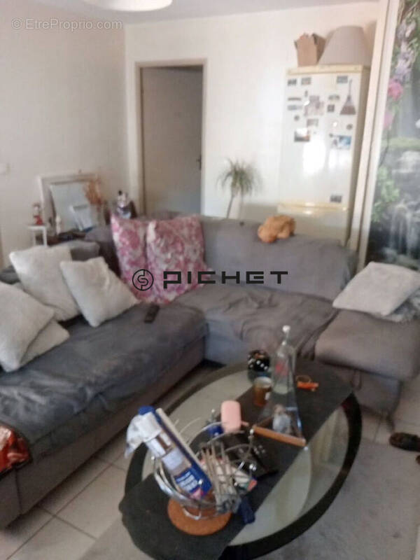 Appartement à MARSEILLE-3E