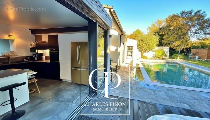 Maison à SAINT-CANNAT