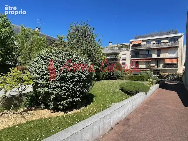 Appartement à NOGENT-SUR-MARNE