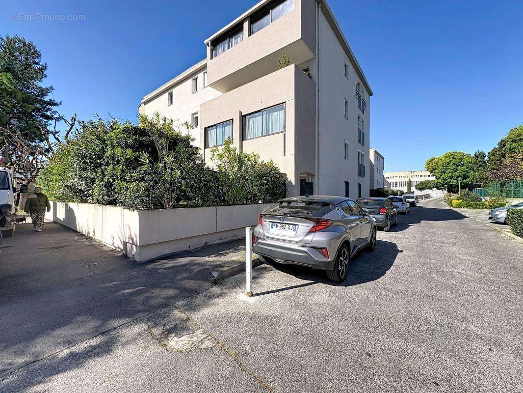 Appartement à MARSEILLE-12E