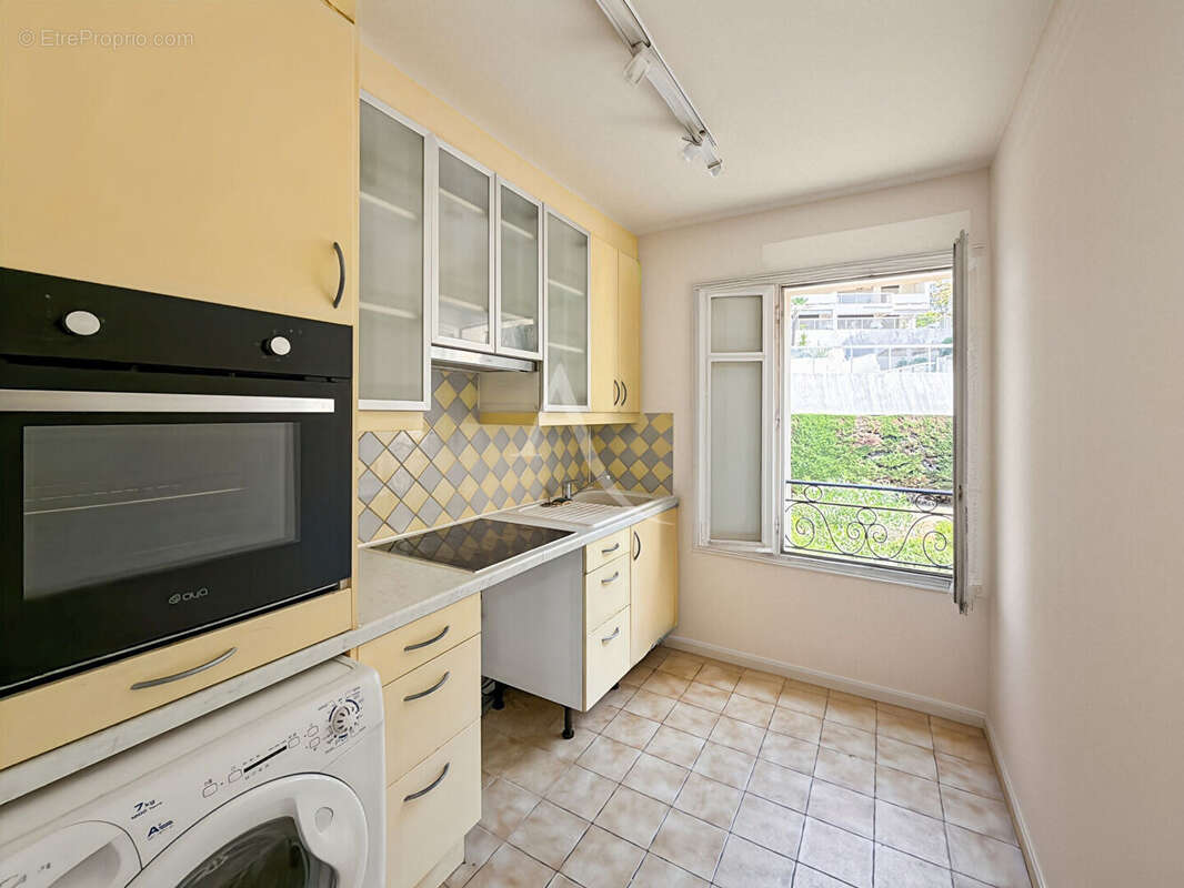 Coeur du Cannet 3 pièces 68 m² - photo 12
