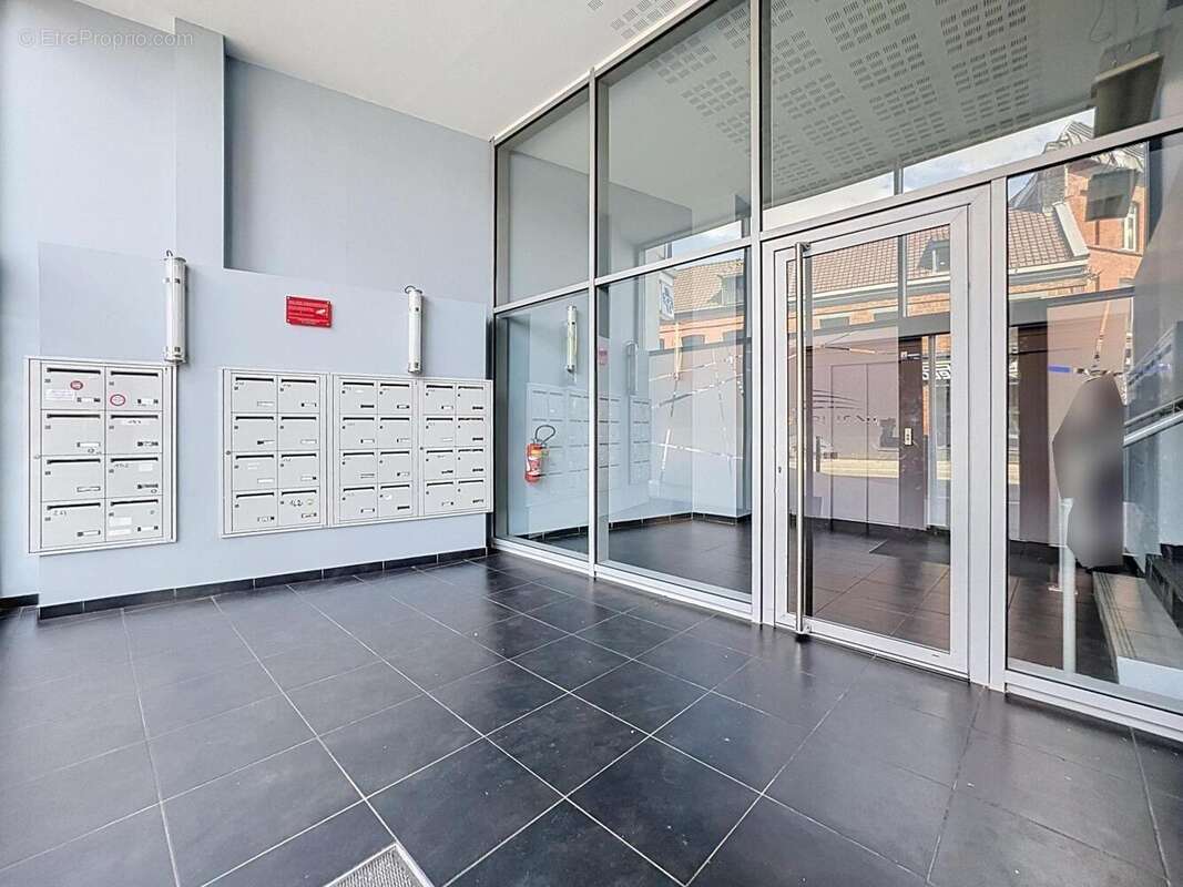   - Appartement à ROUBAIX