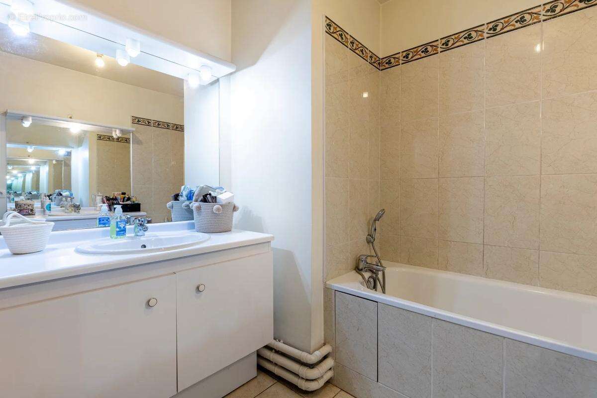 Appartement à MONTREUIL