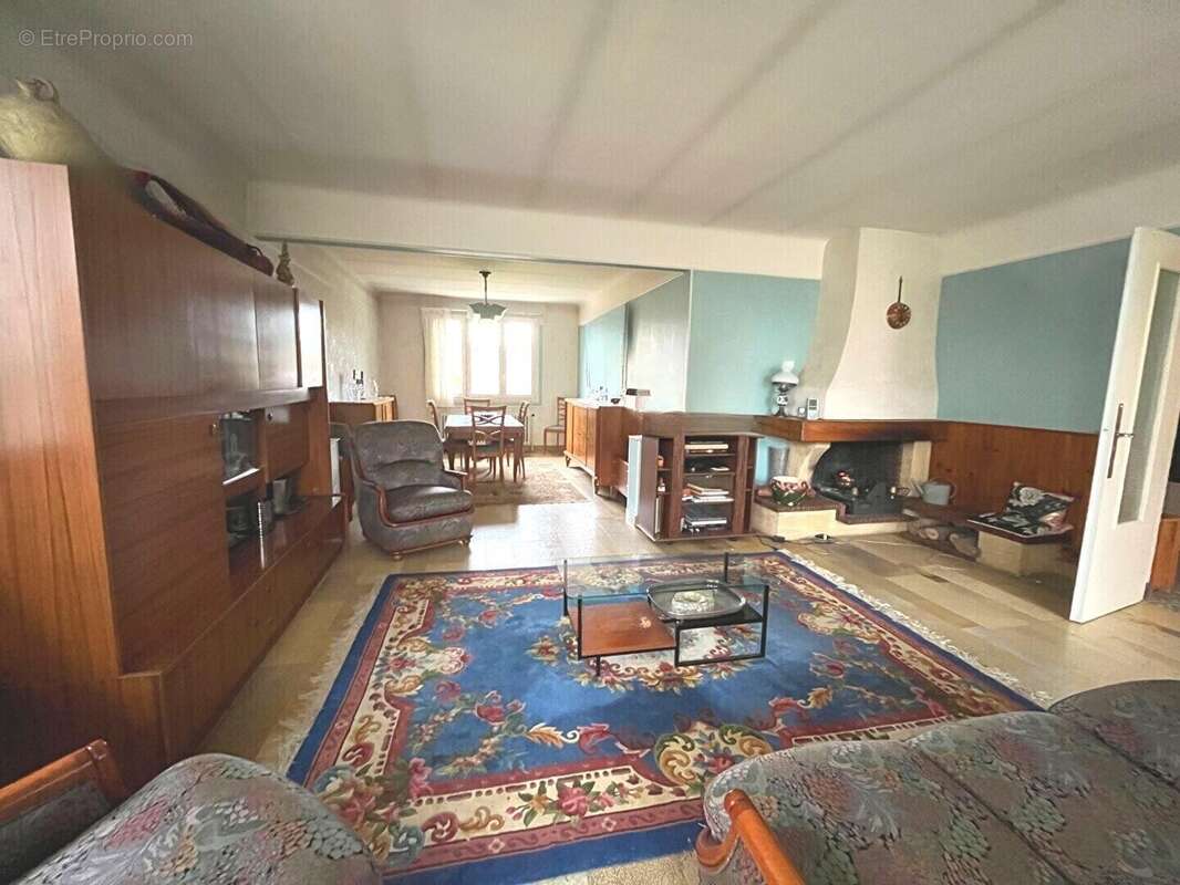 Maison à RIS-ORANGIS