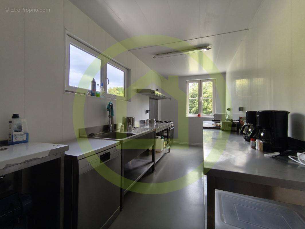 Terrain à LE NOUVION-EN-THIERACHE