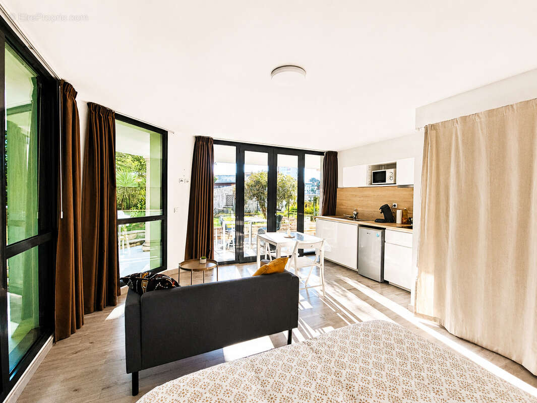 Appartement à CARRY-LE-ROUET