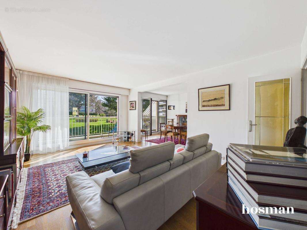 Appartement à VERSAILLES