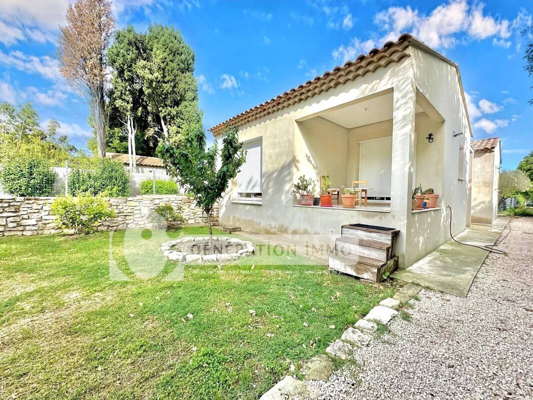 Maison à SAINT-ETIENNE-DU-GRES