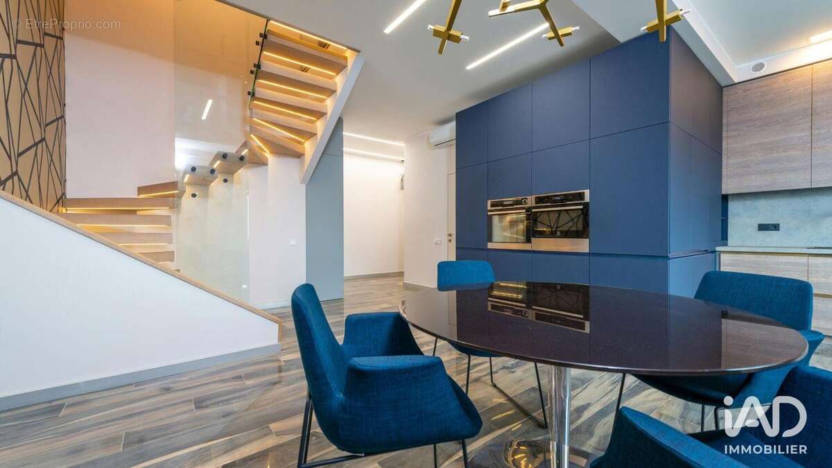 Photo 3 - Appartement à PARIS-15E