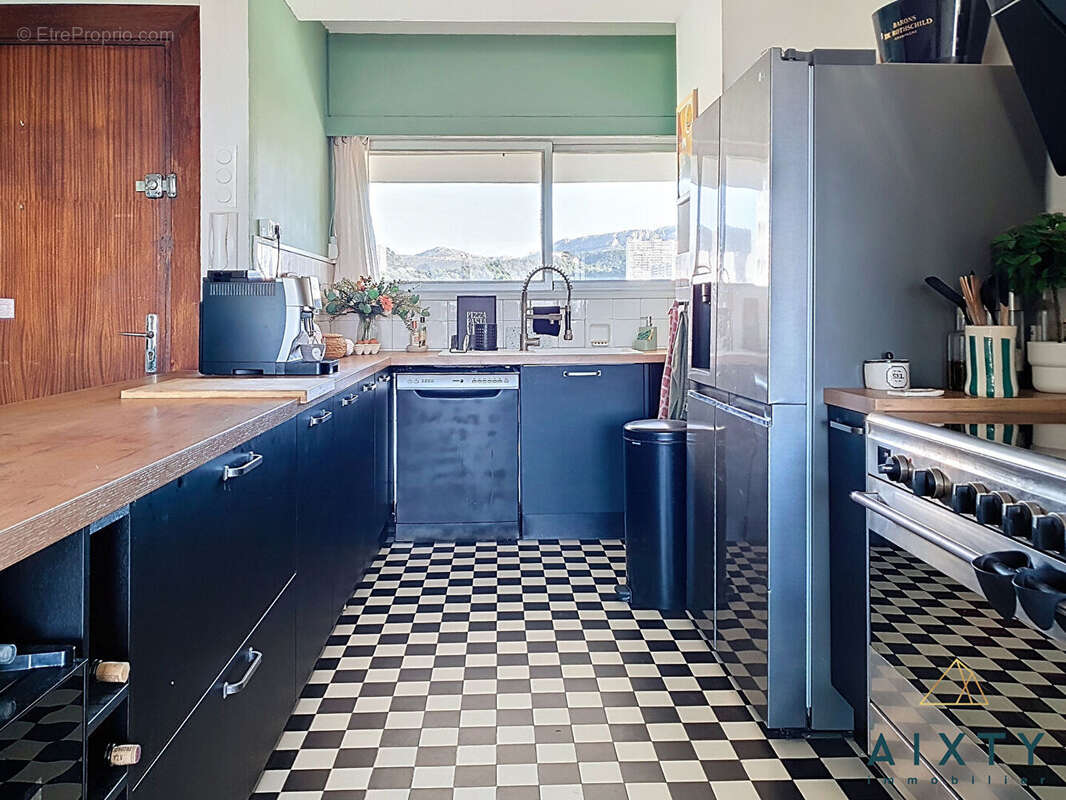 Appartement à MARSEILLE-9E