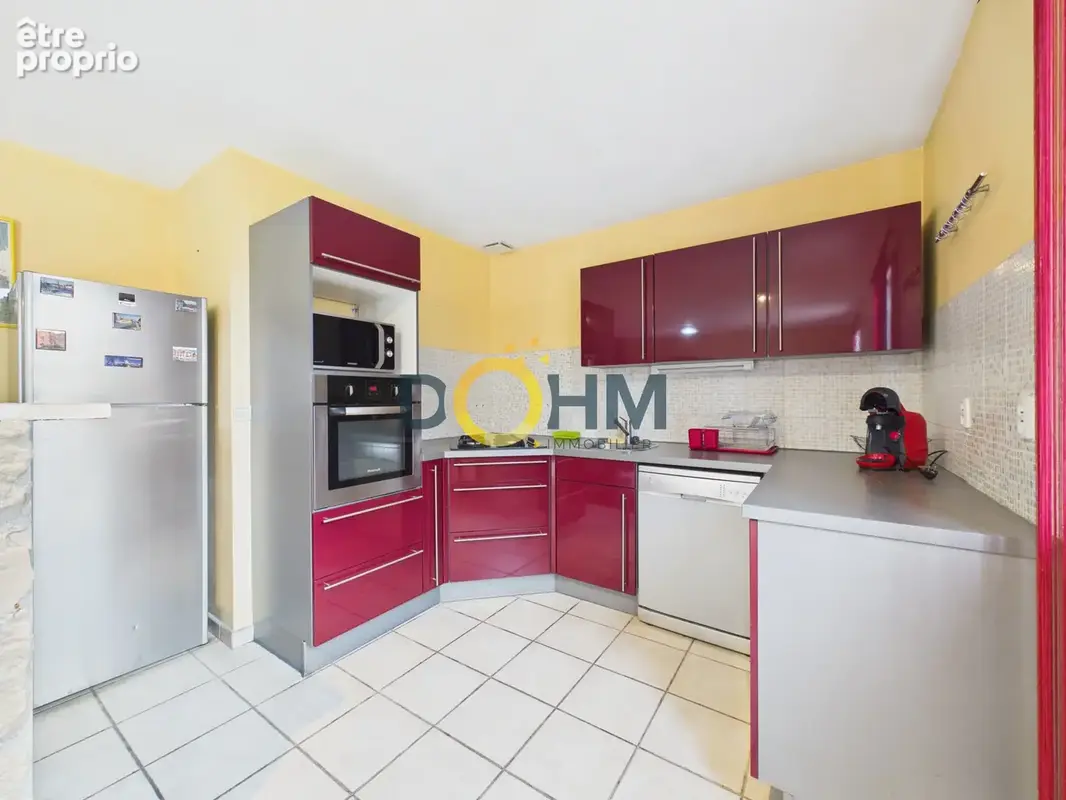 Maison de plain-pied   Sainte-Sigolène   90 m2 sur 700 m2 de terrain   EXCLUSIVITÉ - photo 3