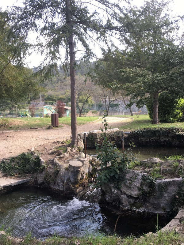 Appartement à VARAGES
