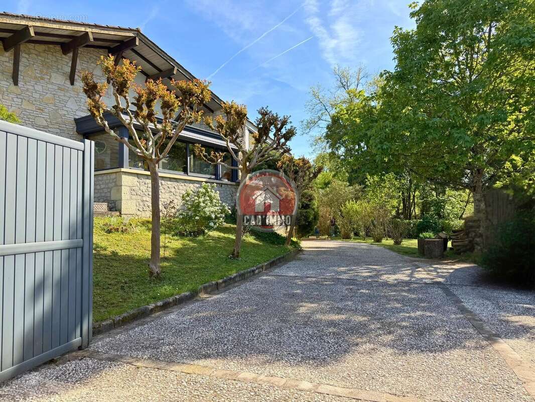 Appartement à EYMET