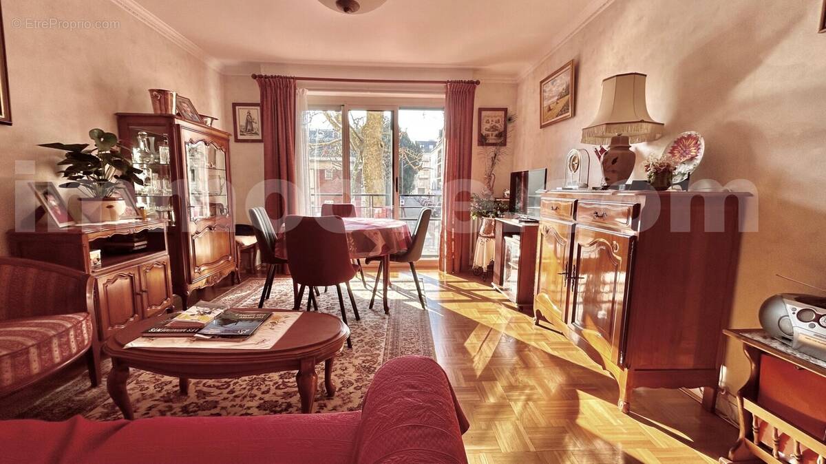 IMG_4892 2 - Appartement à CHARENTON-LE-PONT