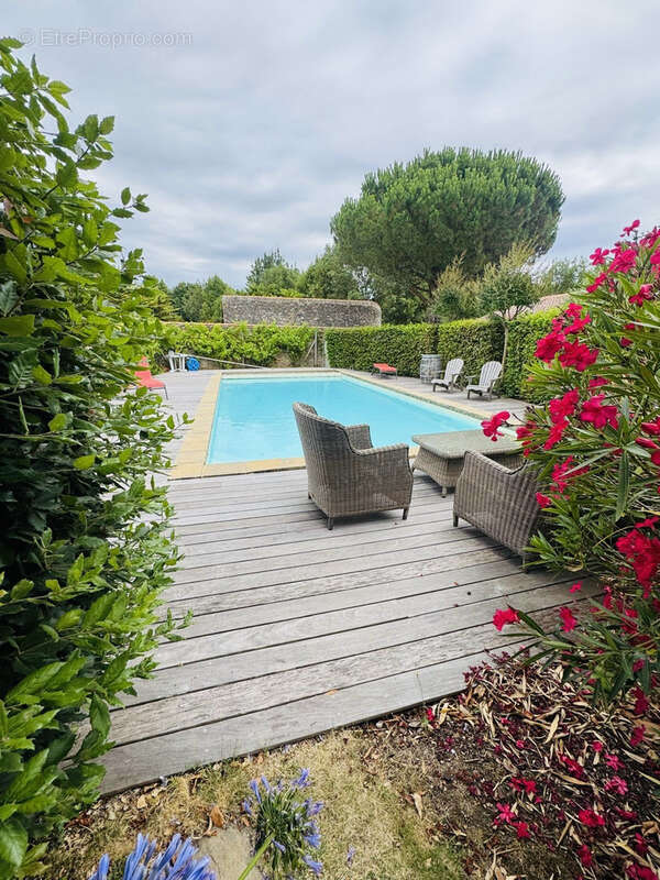 Maison à TALMONT-SAINT-HILAIRE