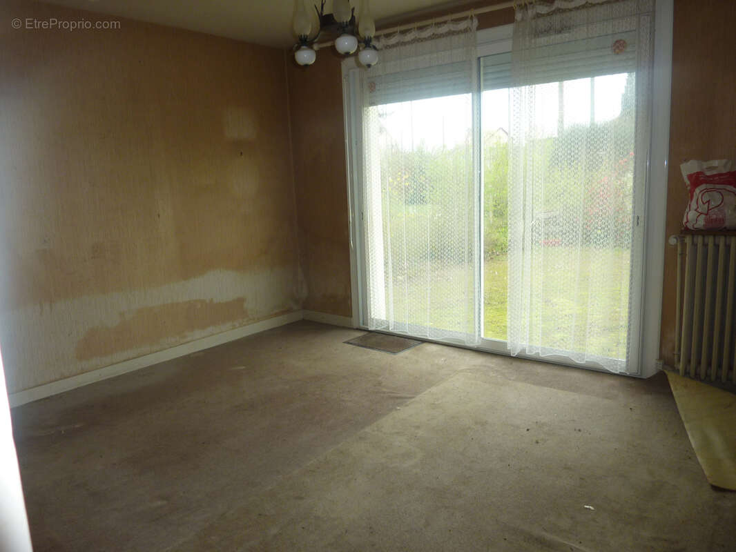 Maison à MONTMORILLON