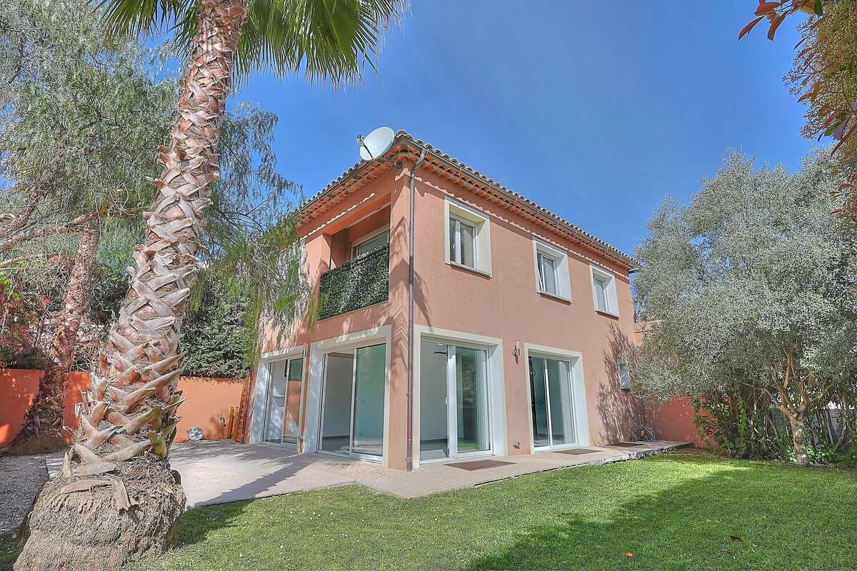 Maison à BIOT