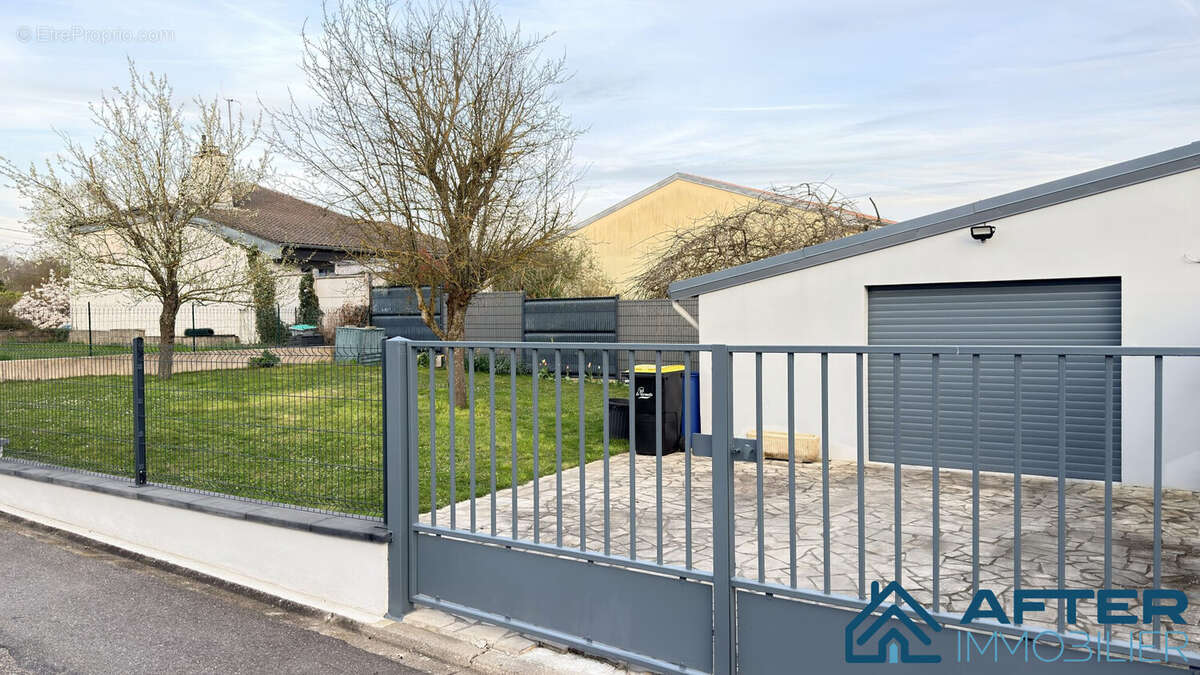 Maison à VARANGEVILLE