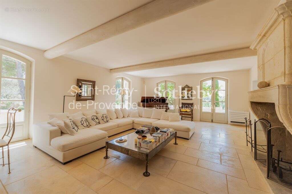 Maison à MAUSSANE-LES-ALPILLES