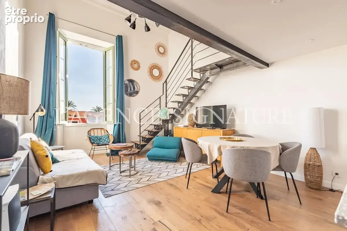 Nice Vieux-Nice "Paul" 2P 50m2 Duplex - Coup de Coeur - Vue Cours Saleya - photo 3