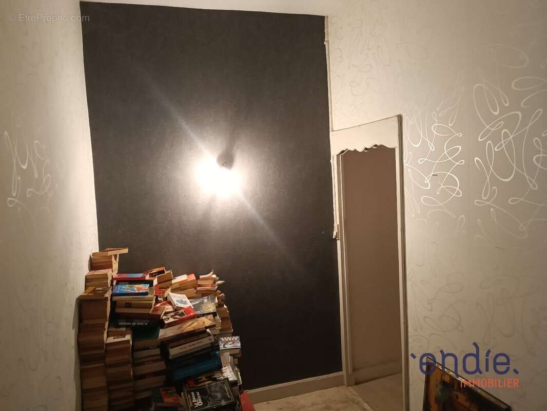 Commerce à COSNE-D&#039;ALLIER