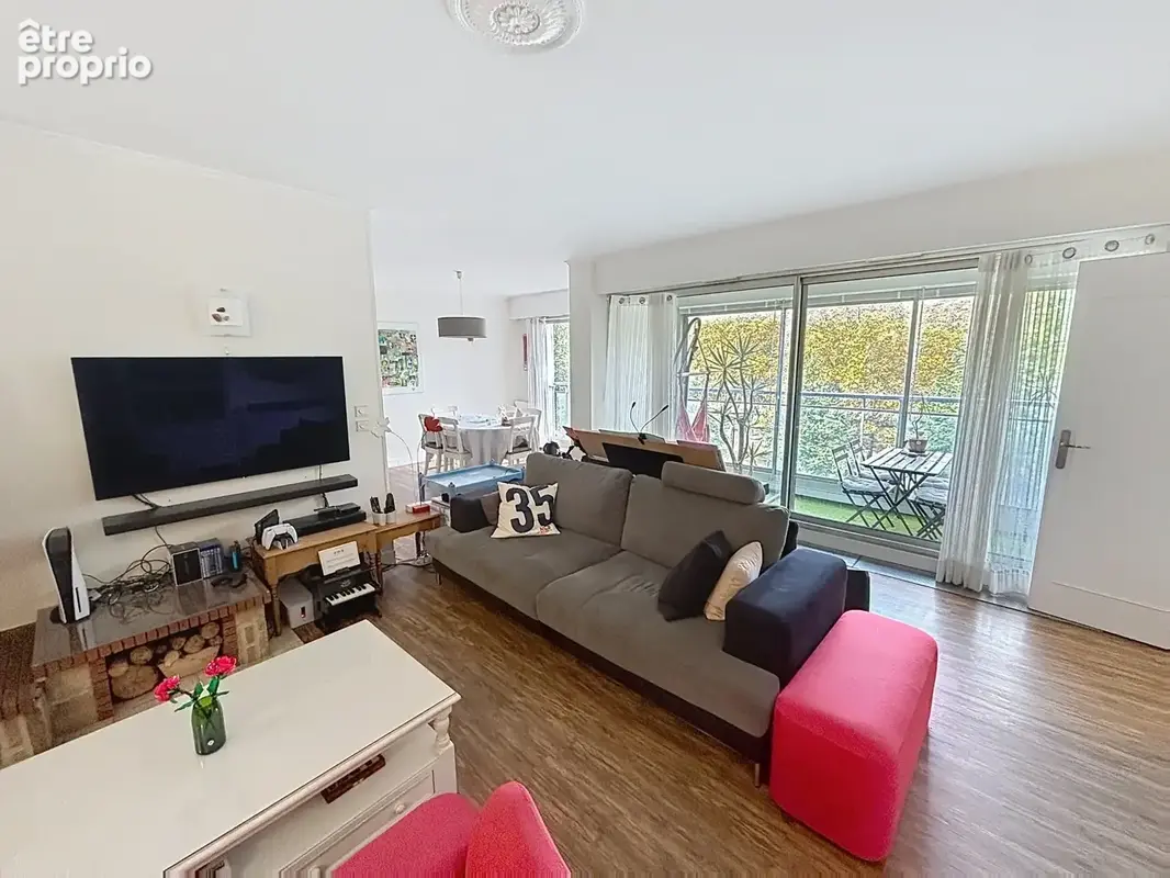 Appartement à vendre 5 pièces, balcon REIMS HYPER CENTRE (51) - photo 15