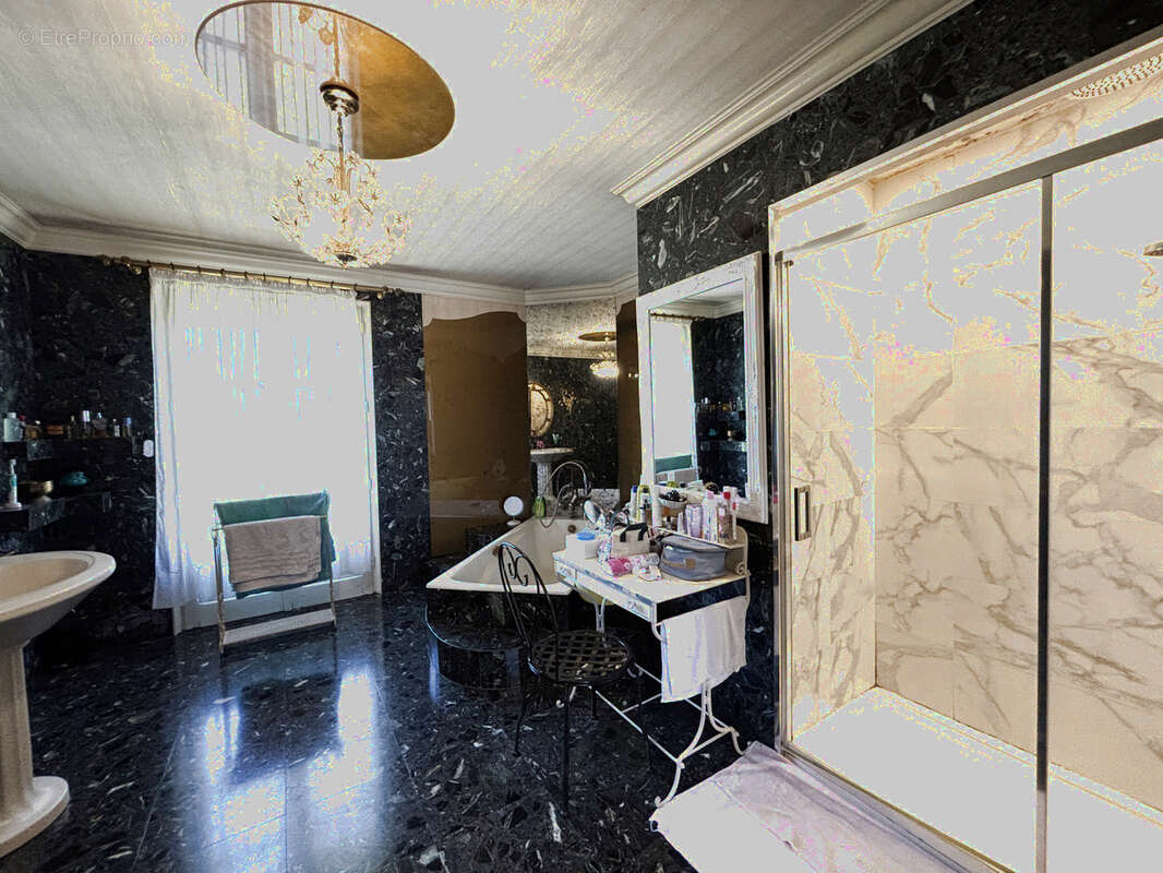 Maison à ARNAY-LE-DUC