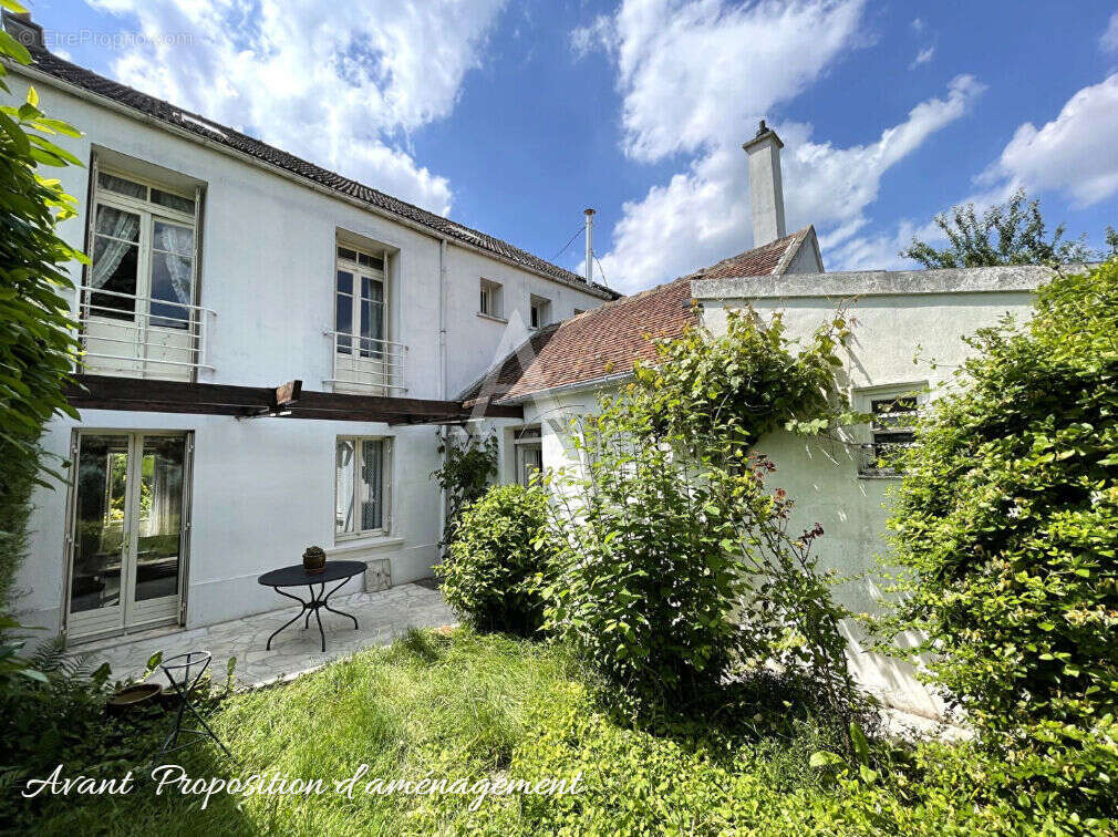 Maison Briarde Grisy-Suisnes 5 pièces 140 m2 + combles de 80 m² - photo 3
