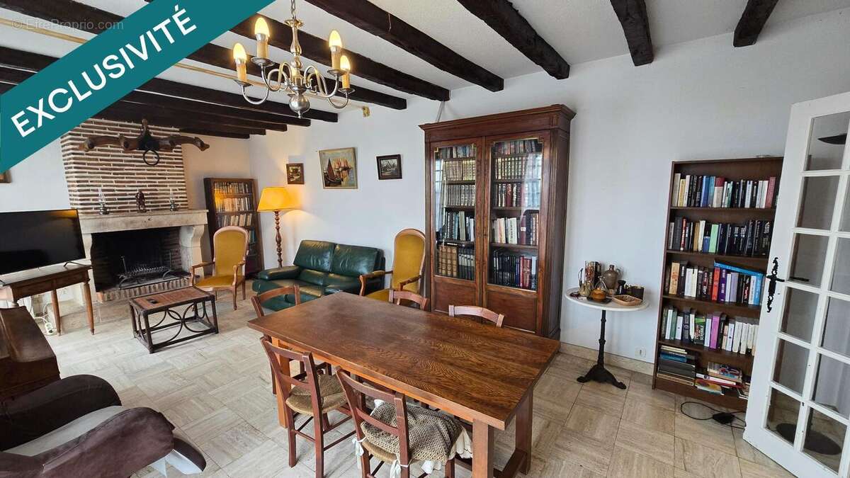 Photo 8 - Maison à LUSSAC-LES-CHATEAUX