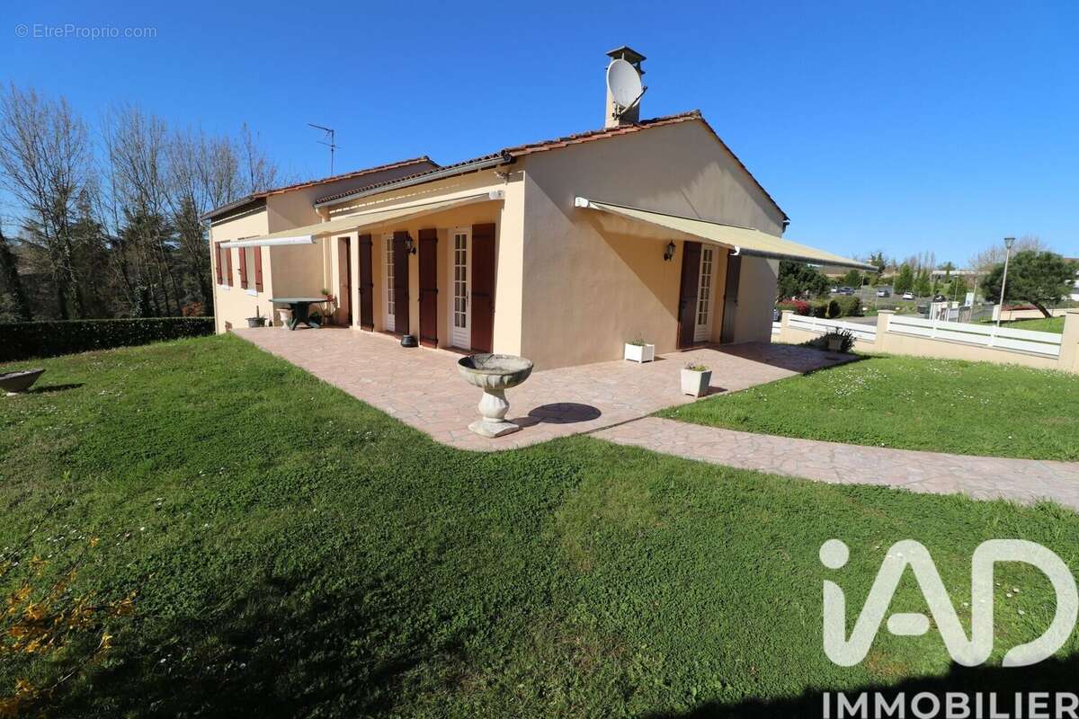 Photo 2 - Maison à MONTGUYON