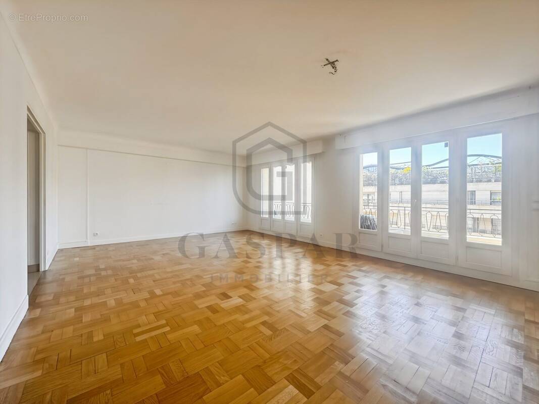 Appartement à SAINT-MANDE