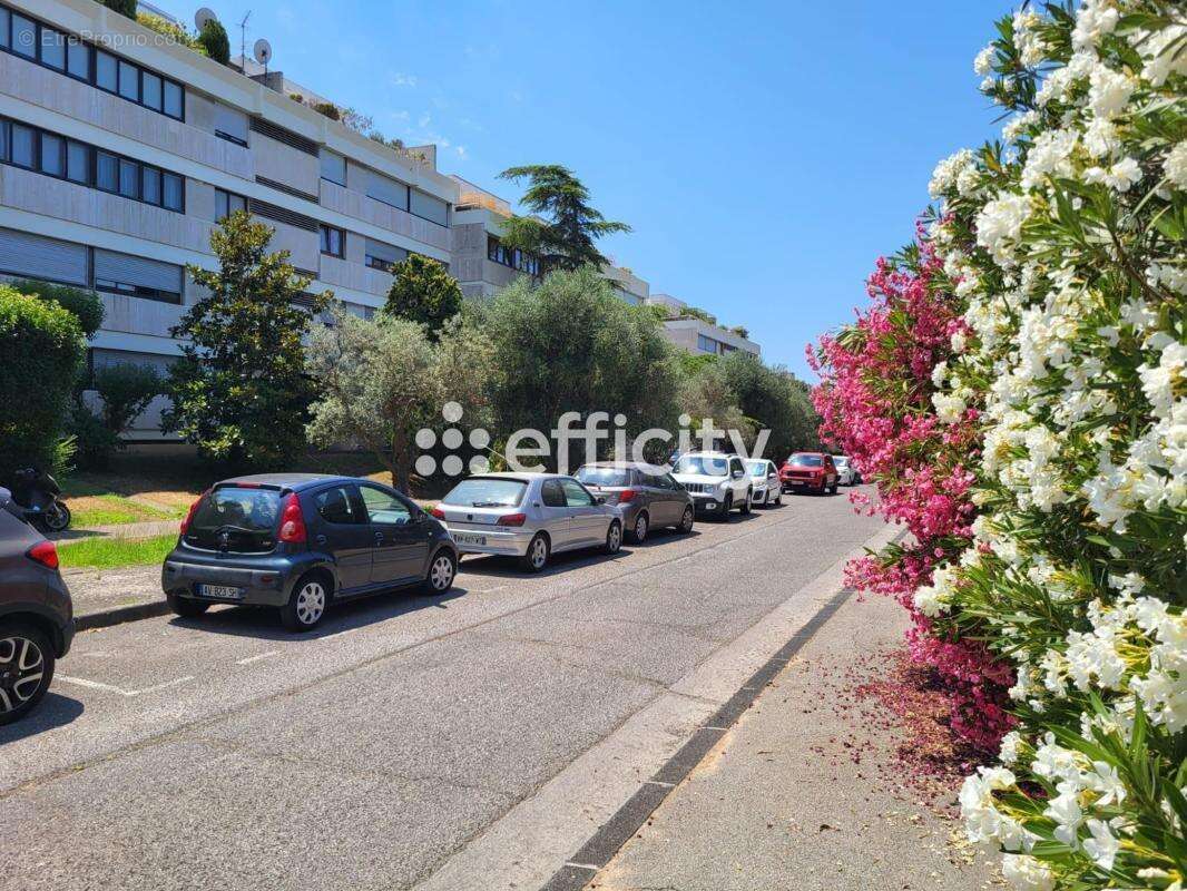 Appartement à MARSEILLE-8E