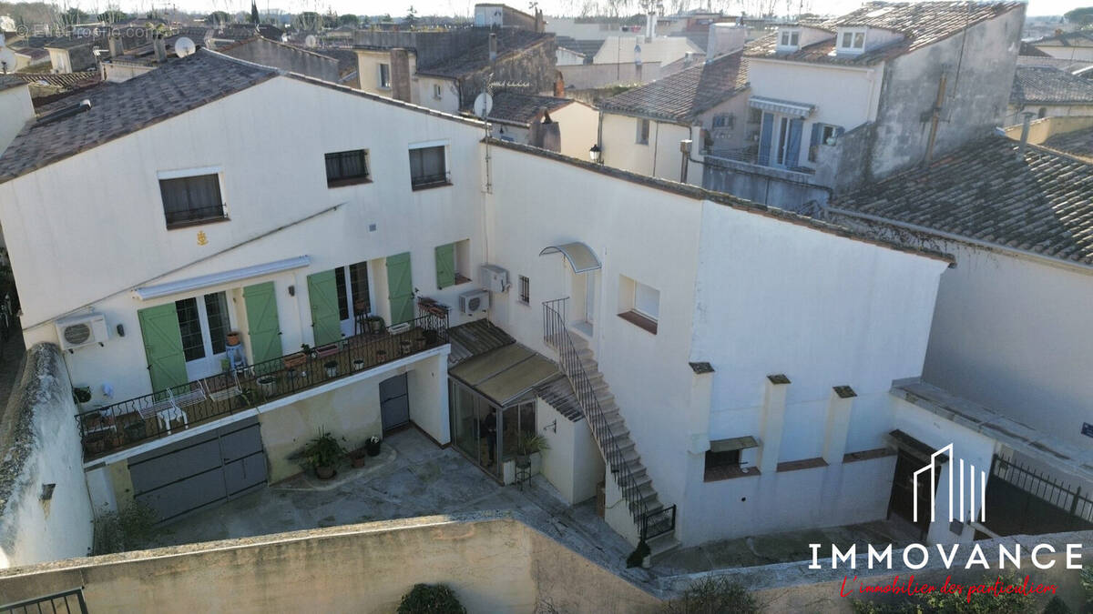 Maison à MAUGUIO