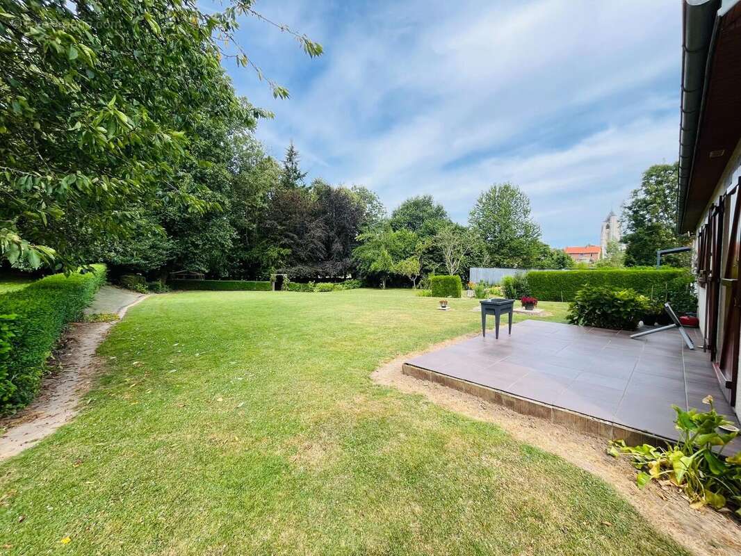 Maison 101 m² à Yvrench  - photo 5