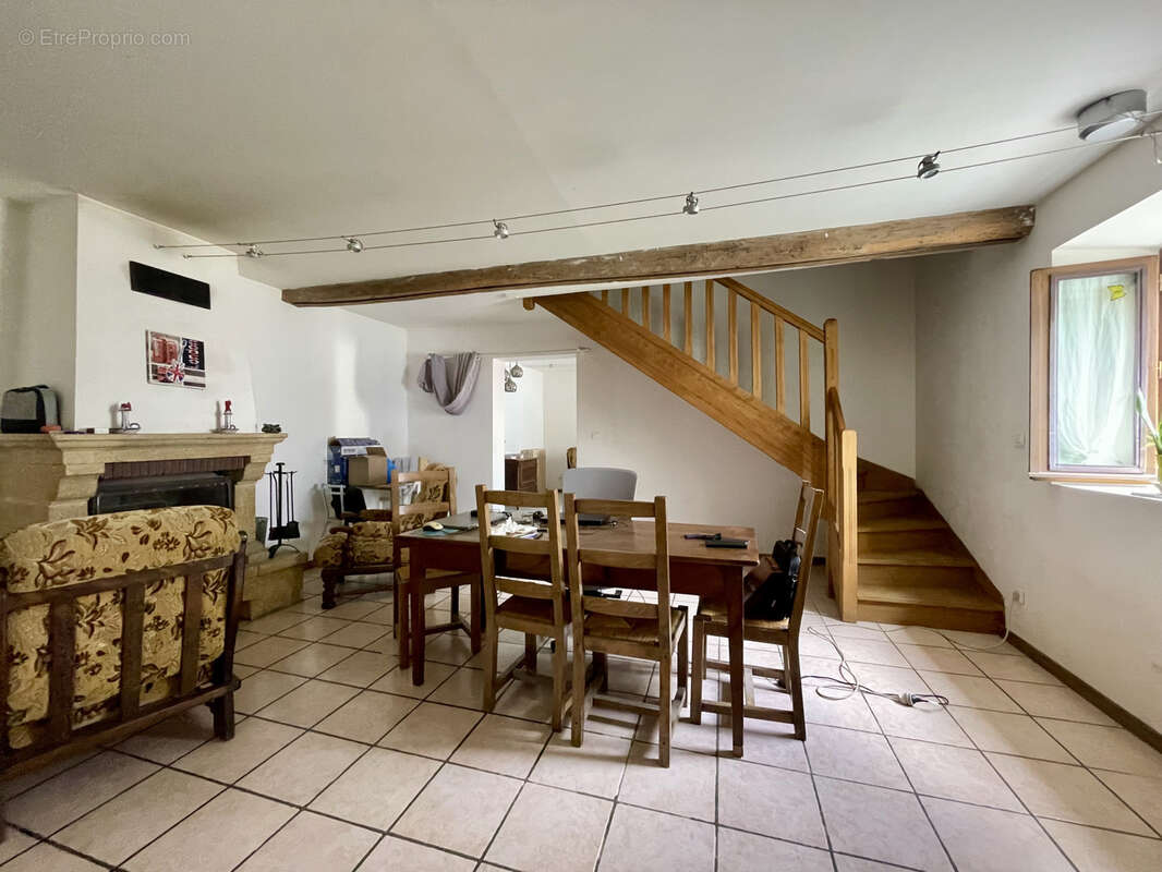 Maison à VIC-EN-BIGORRE